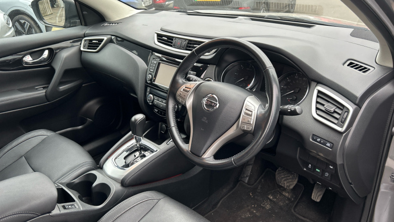 Nissan Qashqai 1.6 dCi Tekna 5dr Xtronic Diesel Hatchback